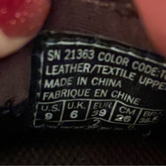 Sketchers Brown Slip Ons Women’s Size 9 - Picture 6 of 6